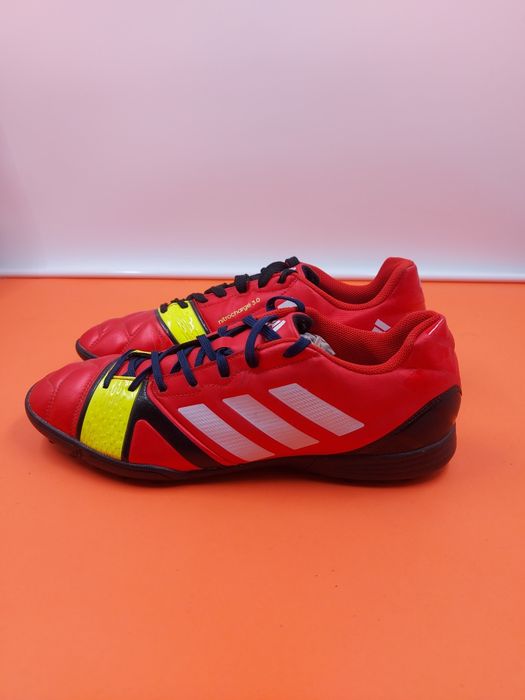 Adidas номер 46 Оригинални футболни стоножки