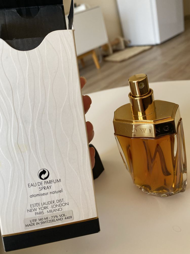 Eau de parfum KNOWING Estee Lauder