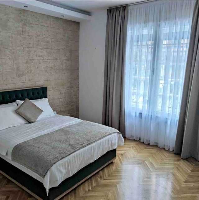 Тристаен апартамент в ж.к. Хаджи Димитър