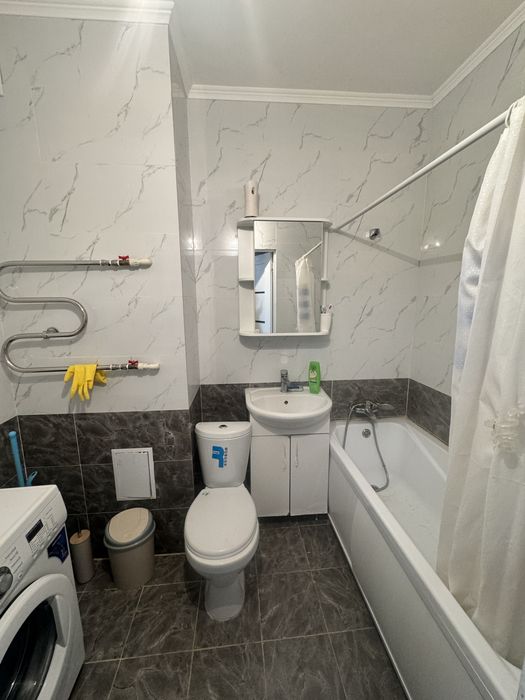 Раковина с тумбой