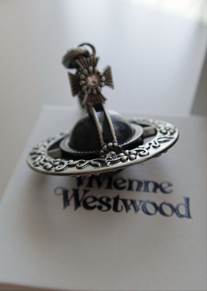 Vivienne Westwood гердан