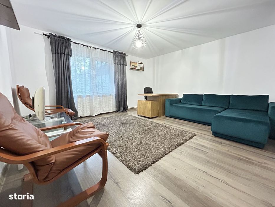 Casa P+1 din BCA ideala pentru o familie antreprenoare – Pecineaga
