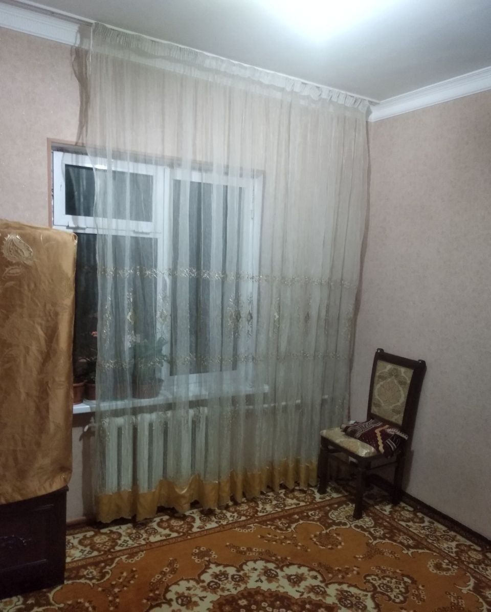 Двух комнатная квартира Мирабадский район массив куйлюк 4