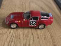 Alfa romeo метални колички 1:43