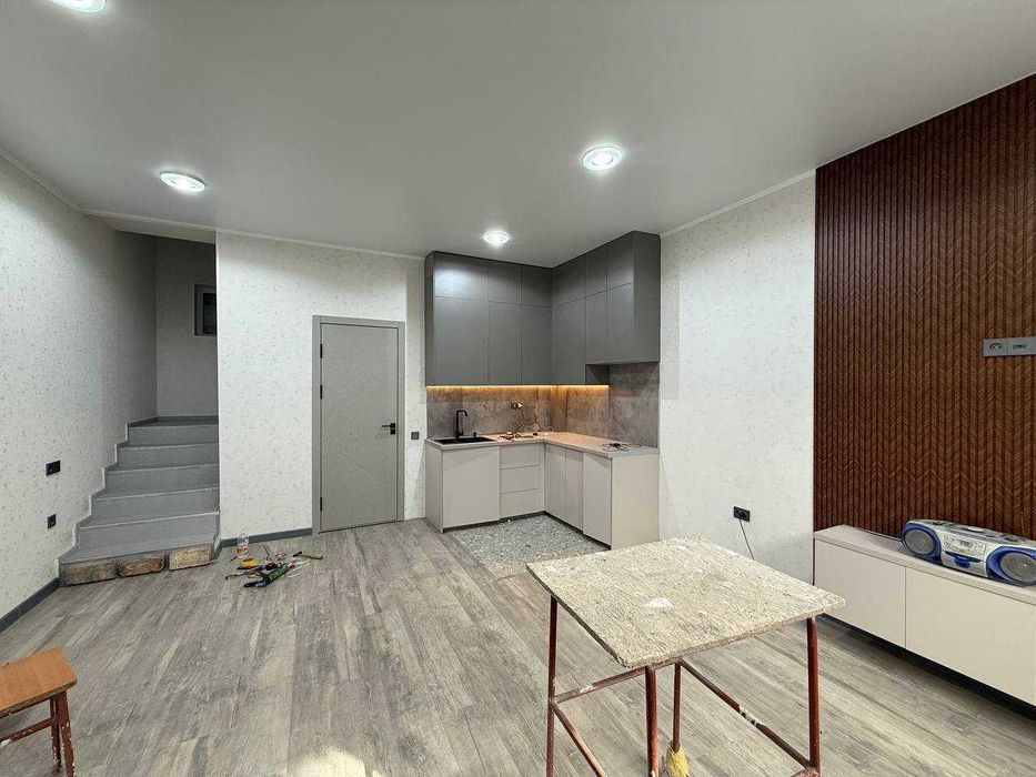 (Добрый) Шумиловский городок, 1 cот, 155 м², 3 уровня, 3 ком