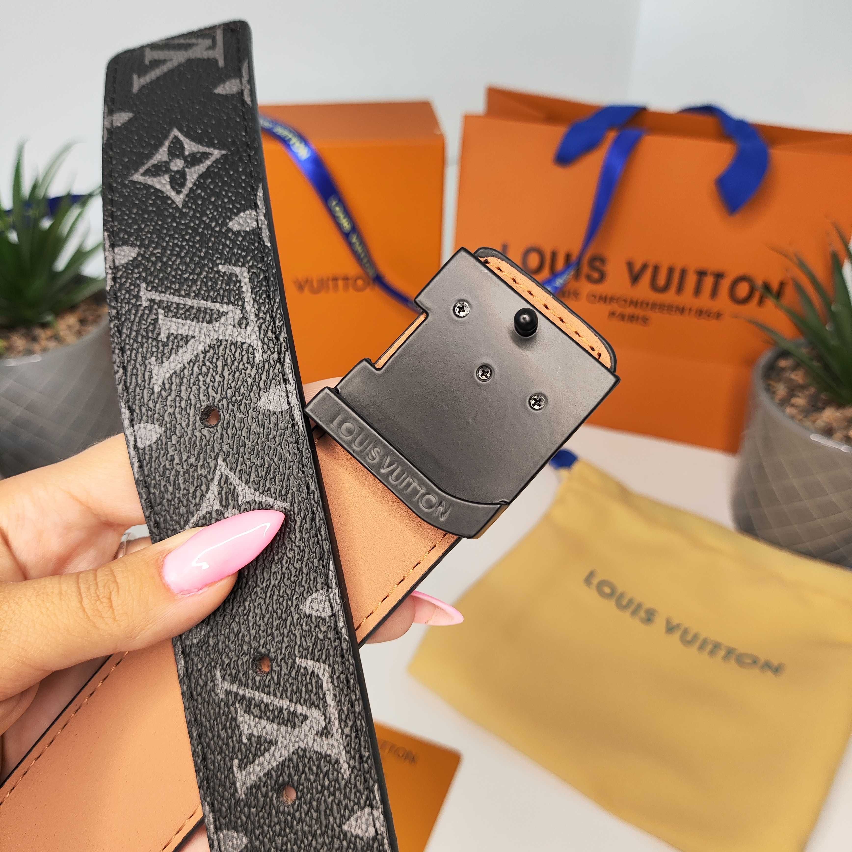Колан Louis Vuitton мъжки LV черен