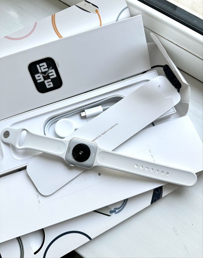 Новый Apple iWatch SE (2) Silver 40mm