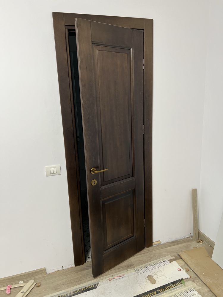Usi din lemn masiv Atelier de Tamplarie Nucet