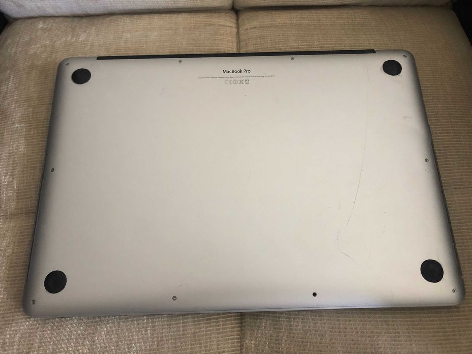 MacBook Pro 15, 2015 Retina, 2,5 GHz i7, 16 GB,SSD 500 GB,stare f buna
