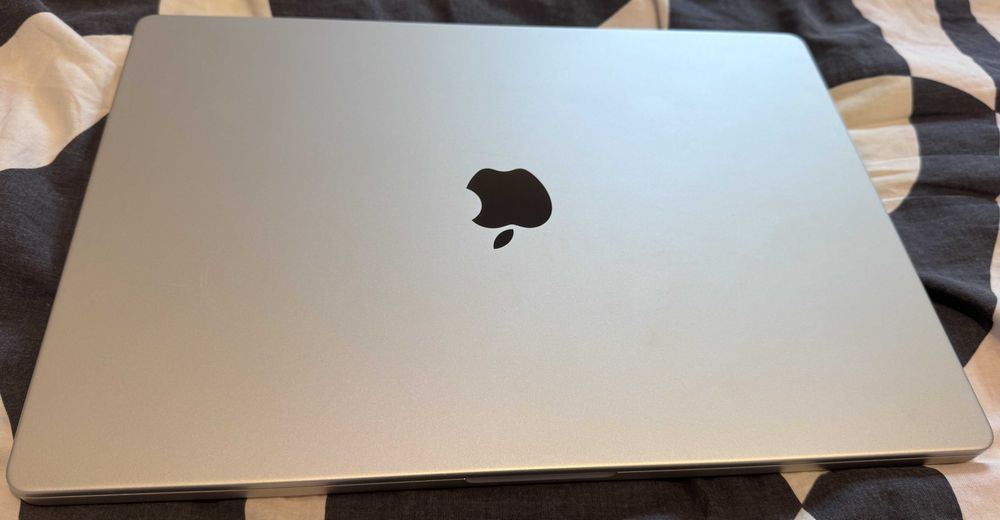MacBook Pro M1 16"