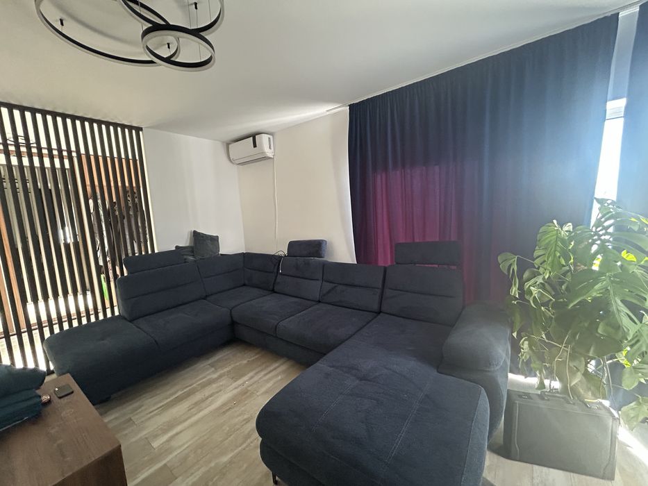 Coltar living cu trei elemente