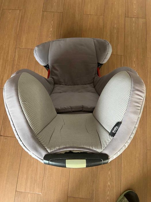 Scaun auto Maxi Cosi Rodifix Airprotect -ISOFIX
