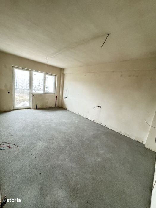 Apartament de 1 camera, 37 mp, semifinisat, Zona Sesul de sus