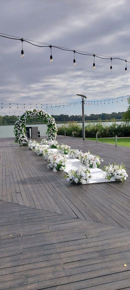 Decor si aranjamente florale nunta/ botez /evenimente cununii