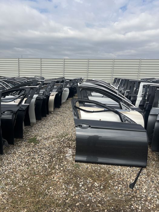 Portiera usa stanga dreapta fata spate bmw f10 f11 culoare