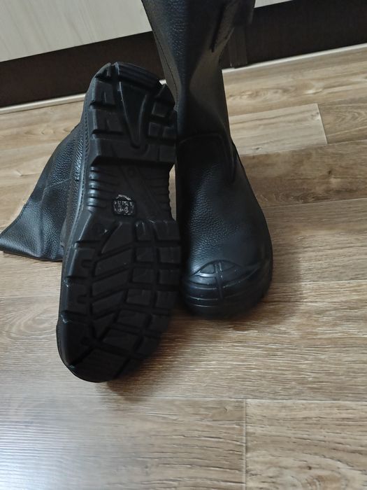 Продам спецодежду летняя