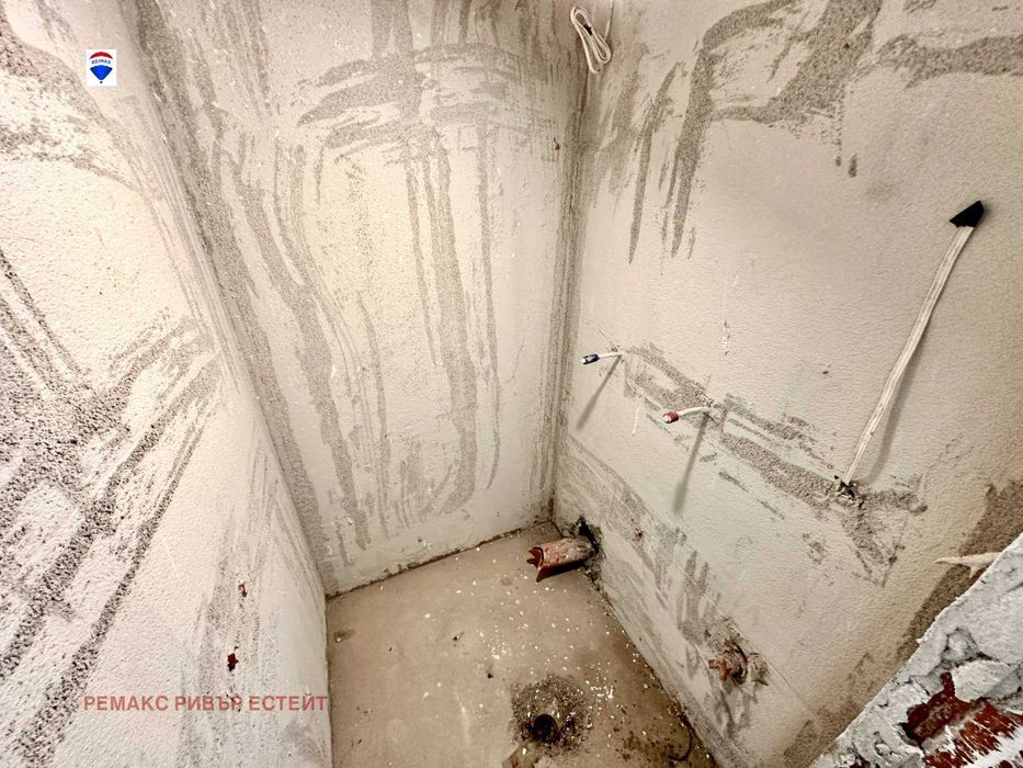 Продава се Тристаен апартамент в Русе, Хъшове - 104 кв.м за 1384 €/кв.м - Снимка #10