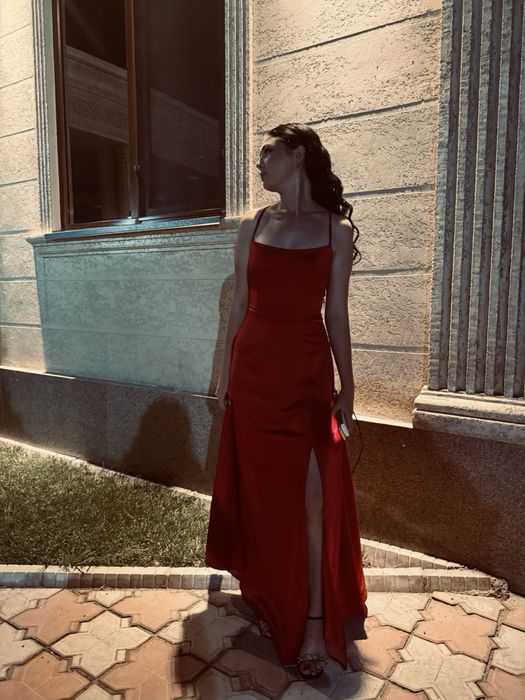 Продам выпускное платье