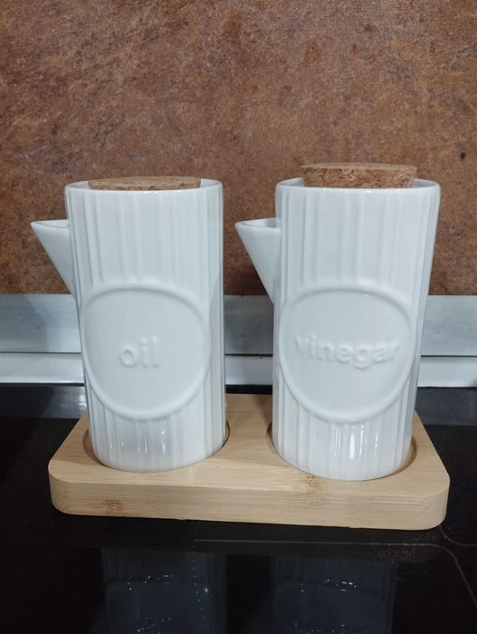 Комплект за оцет и олио