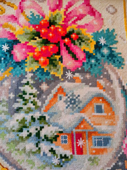 Бродирана коледна украса