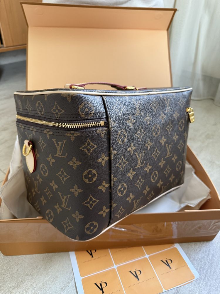 Geanta Louis Vuitton 30*21 cm / livr 1 zi