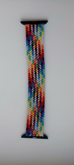 Ремешок для смарт - часов Apple Watch в отличном состоянии .