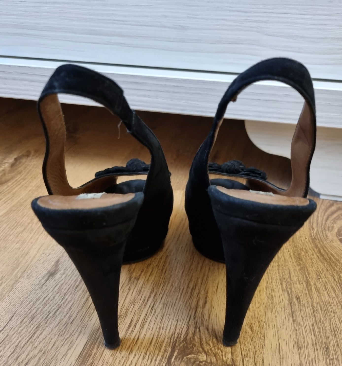 Pantofi dama Zara Woman, negri, piele intoarsa, marimea 38