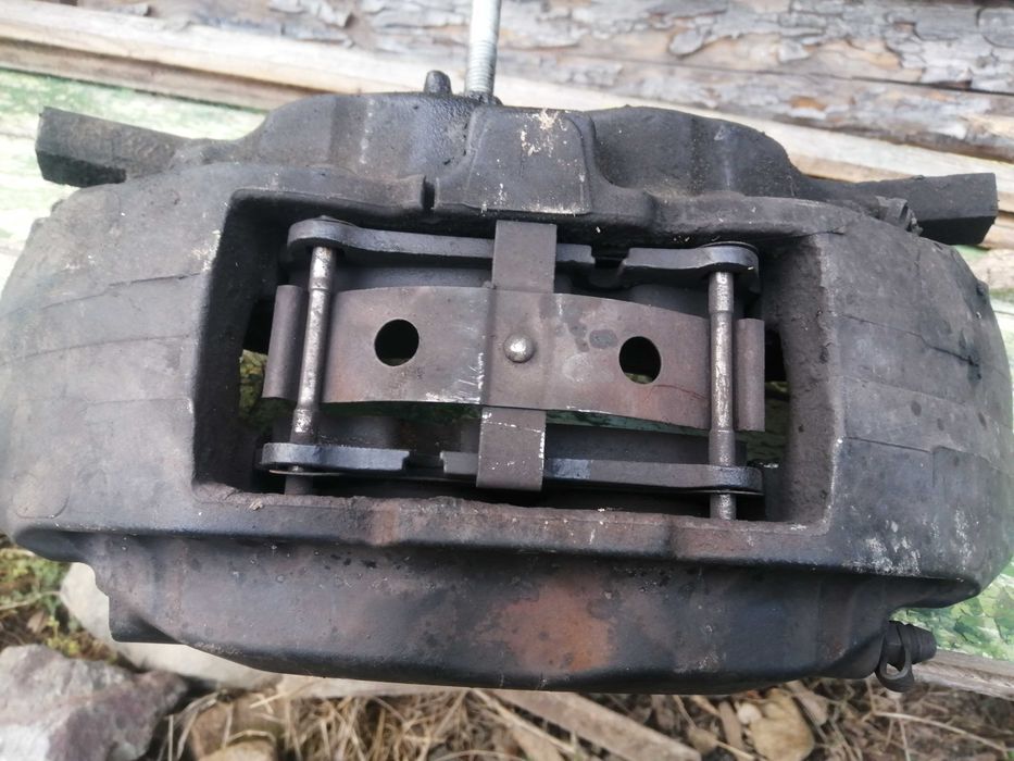 Спирачни апарати Брембо