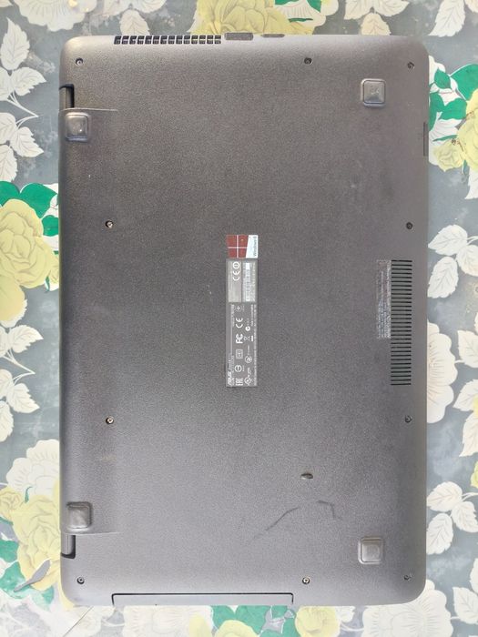 Laptop Asus X751L i5