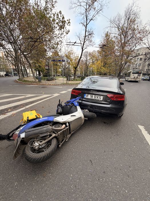 Audi A5 2.0 TDI 143 CP Avariat