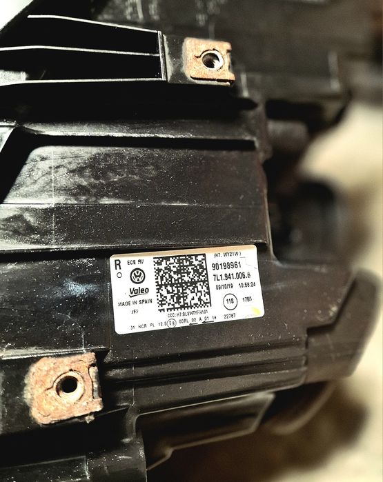 Faruri WV T6 1 originale 2020-2024 ca noi