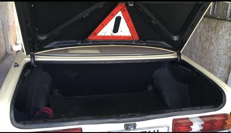 Mercedes Cobra W123 1980