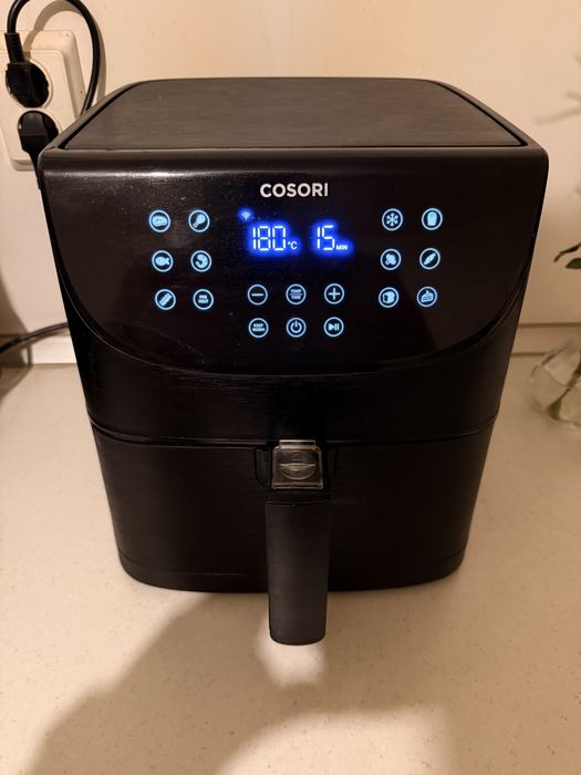 Friteuza Cosori WiFi