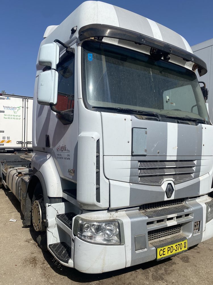 Camion renault premium bdf