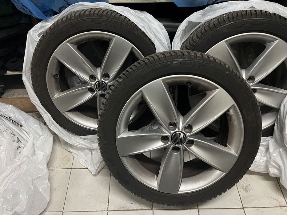 Алуминиеви джанти със зимни гуми VW 17 5x100
