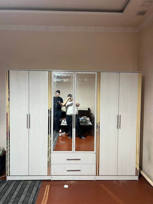 Shkaf shkaflar shkof