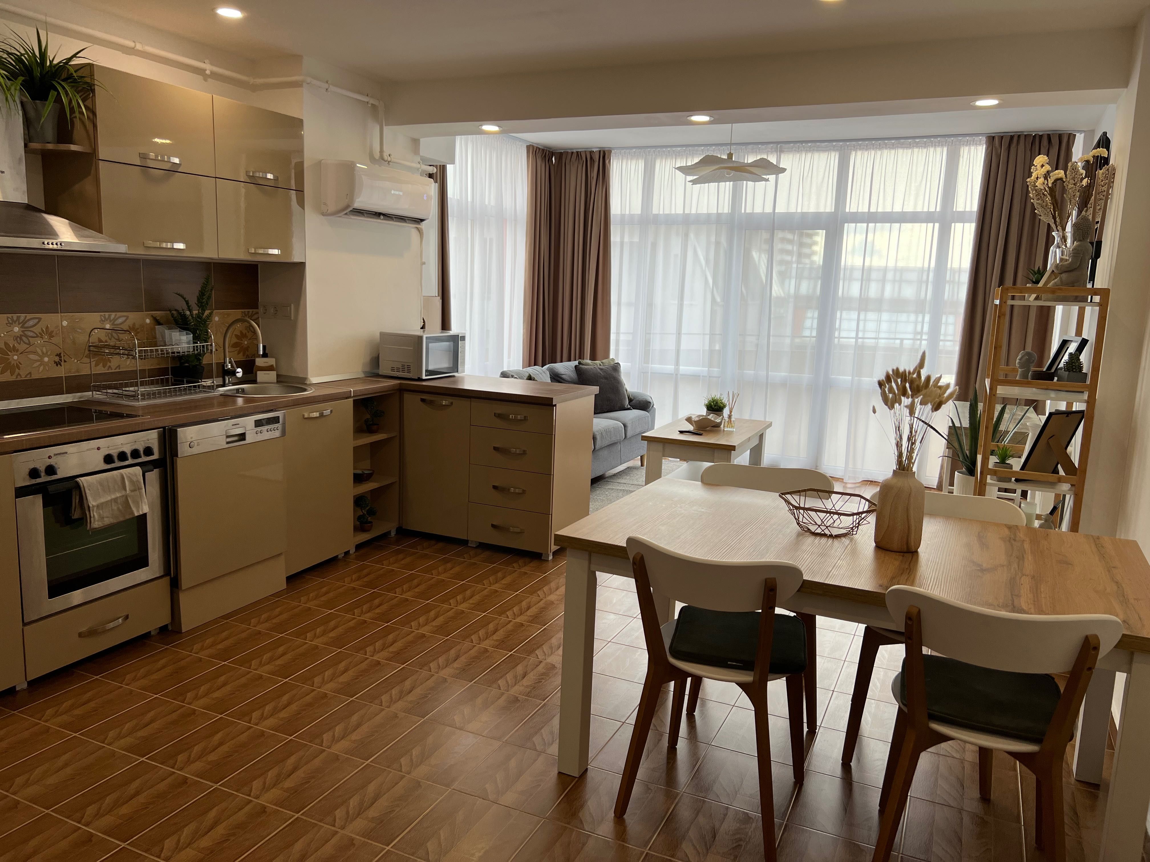 Chirie apartament 2 camere ultracentrală de închiriat mobilat utilat