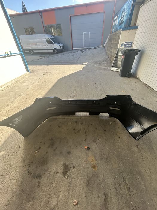 Продавам оригинална броня за Е60