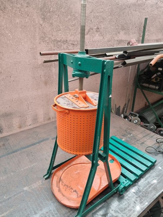 Teasc stors struguri