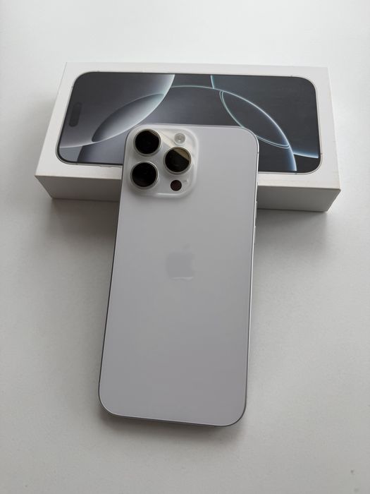 iPhone 16 Pro Max 256GB – С гаранция 2 години от Yetell