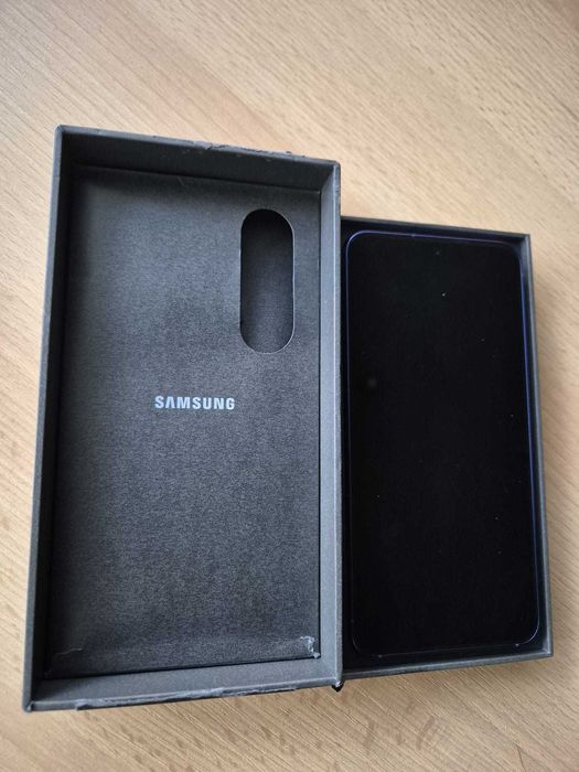 Samsung Galaxy S25 NOU albastru