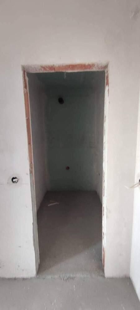 Продава се Тристаен апартамент в Бургас, Изгрев - 168 кв.м за 864 €/кв.м - Снимка #2