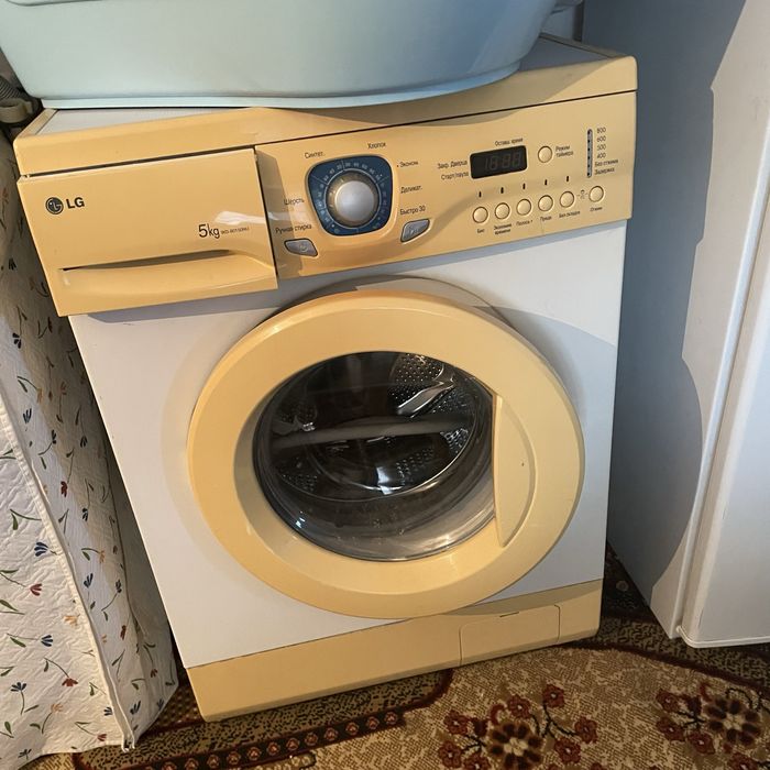 Продам стиральниу машину  в отличном состоянии