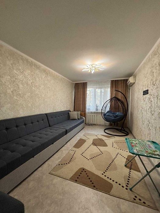 СРОЧНО продам 2 комнатную на ИБАТОВА