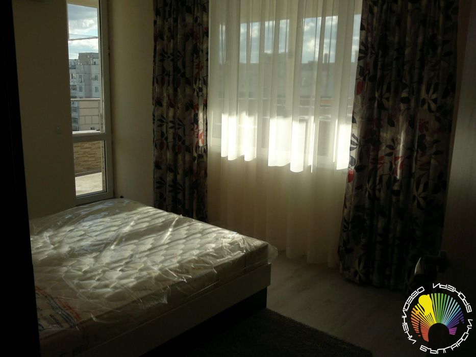 Продава се Тристаен апартамент в Бургас, Славейков - 156 кв.м за 1411 €/кв.м - Снимка #9