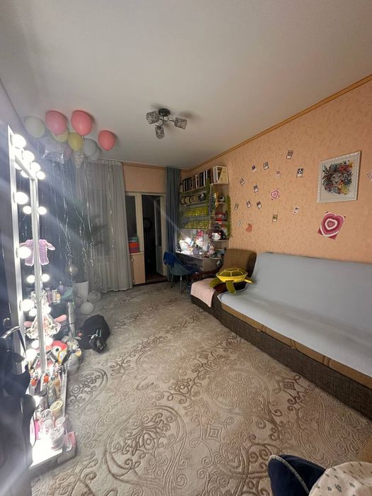 ПРОДАЖА: 2/1/5 на массиве Ахмад Югнакий, средний ремонт