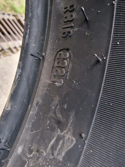 Anvelope 235/65R16C marca Pirelli, DOT 2021, 7 mm