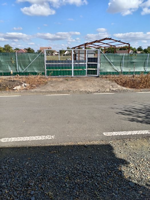 Vând Teren intravilant