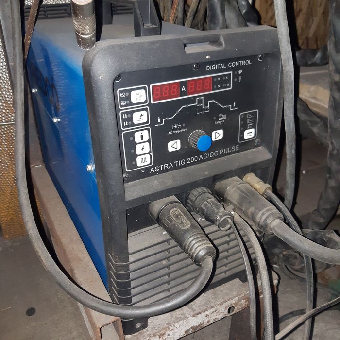 Аргонов апарат и циркуляр за метал