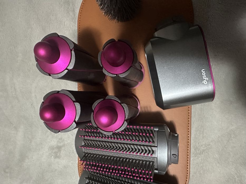 Маша за коса dyson